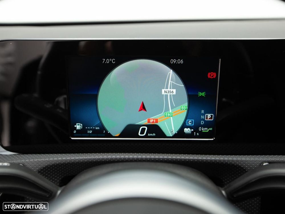 Mercedes-Benz A 250 e 8G-DCT Edition 2020 - 26