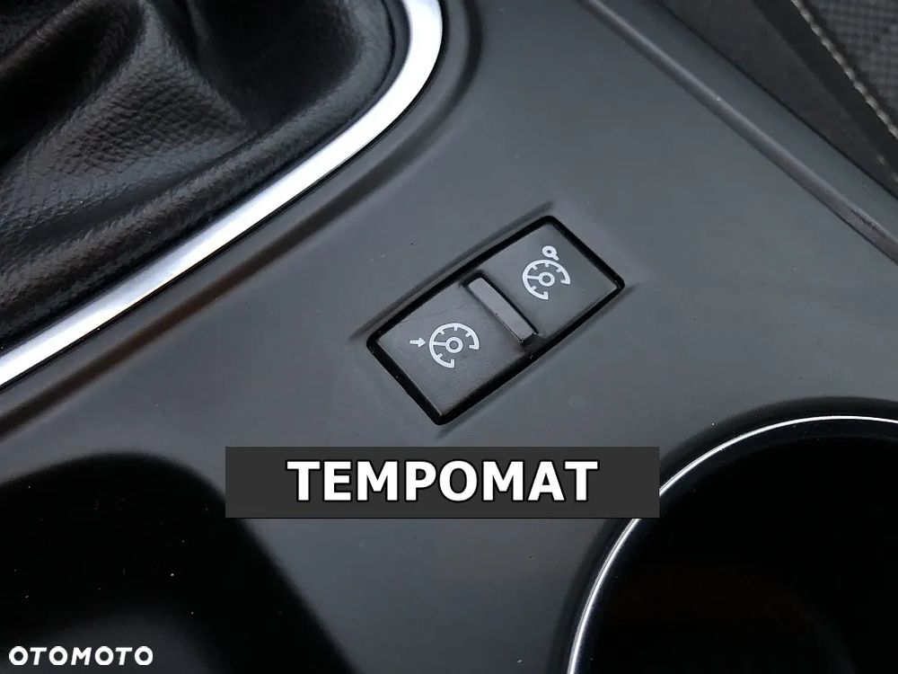 Renault Megane ver-1-3-tce-fap-intens - 20