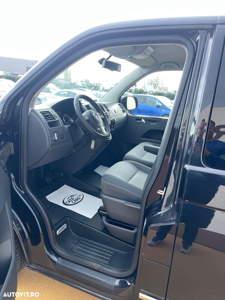 Volkswagen Caravelle - 28