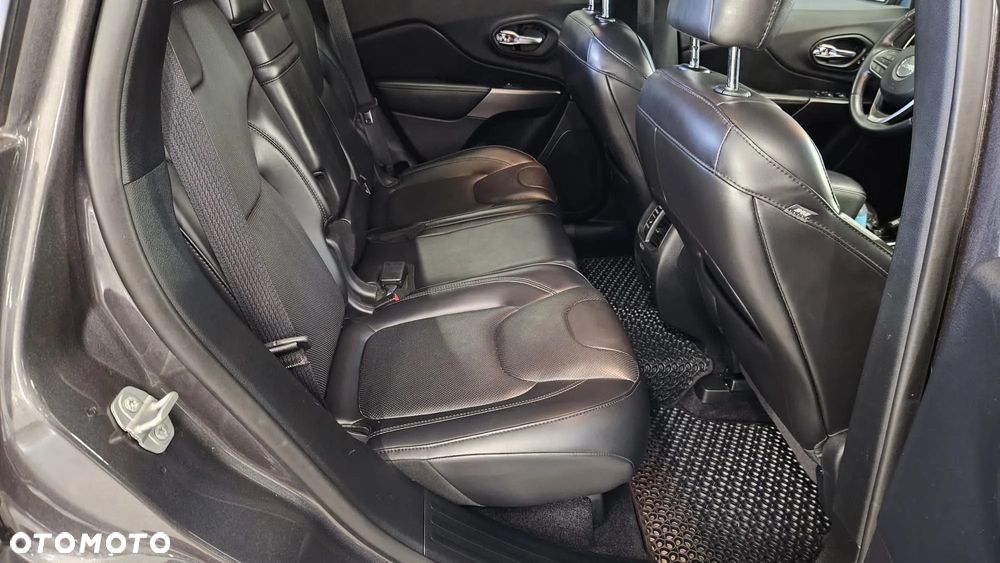 Jeep Cherokee 3.2 V6 Active Drive I Limited - 19