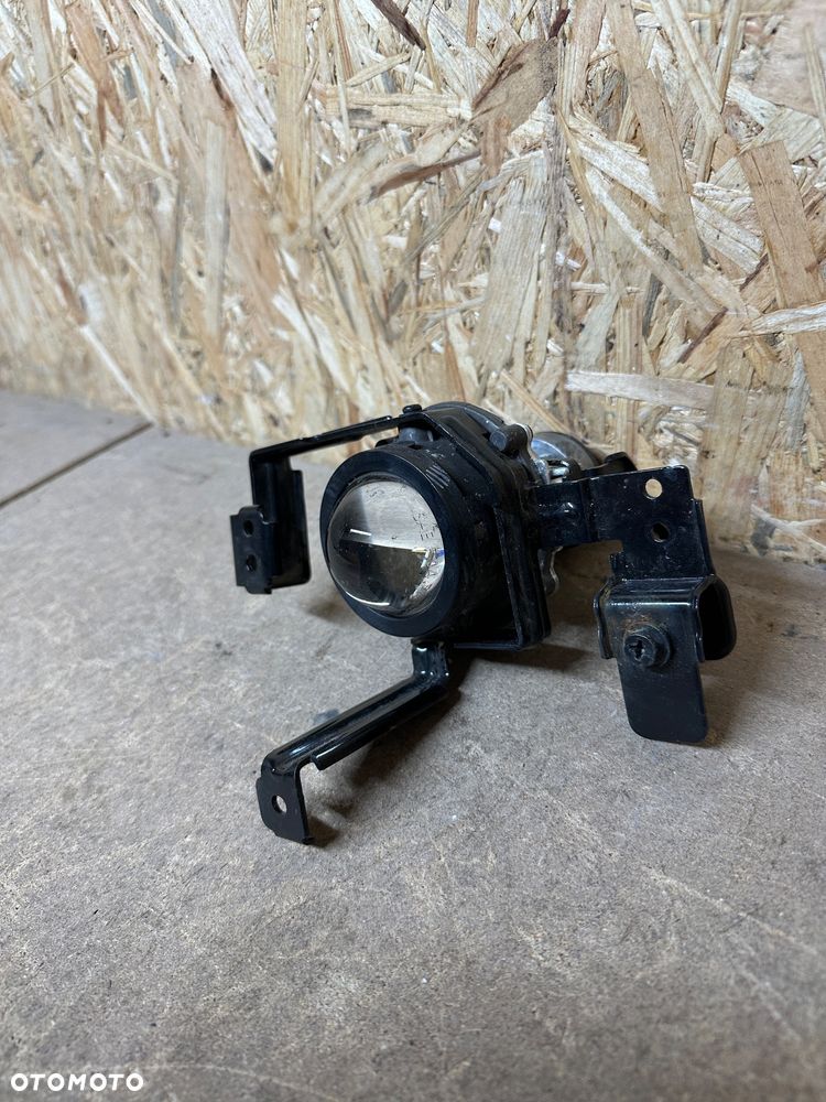 KIA X-CEED X CEED HALOGEN DRL LED PRAWY 2J7300 - 4