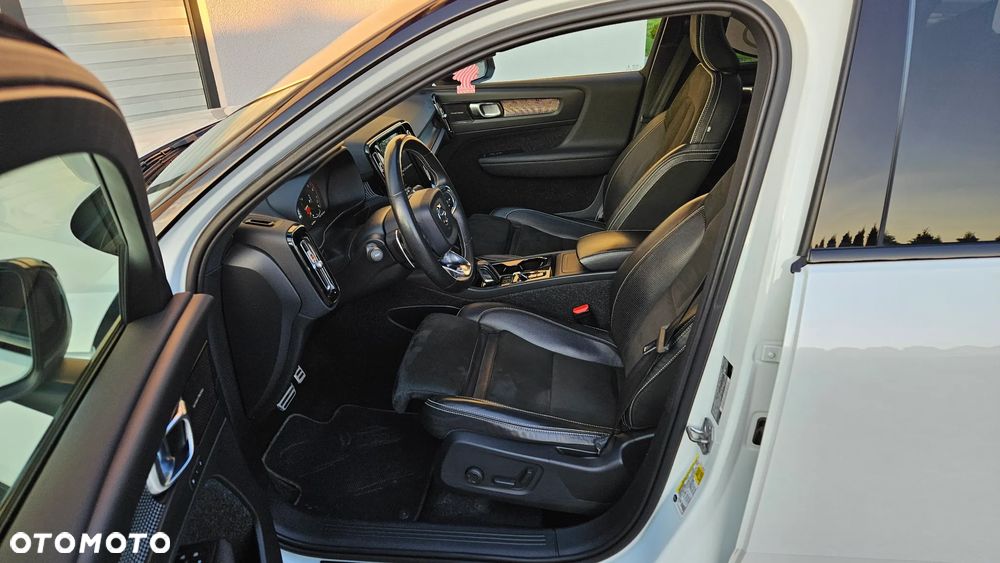 Volvo XC 40 T5 AWD Geartronic R-Design - 17