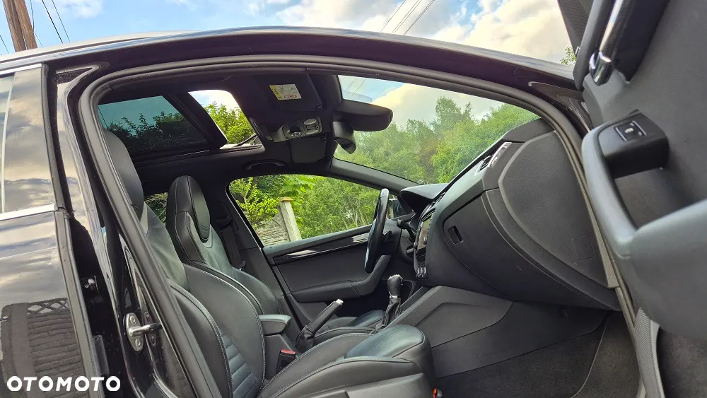 Skoda Octavia 2.0 TDI RS DSG - 8