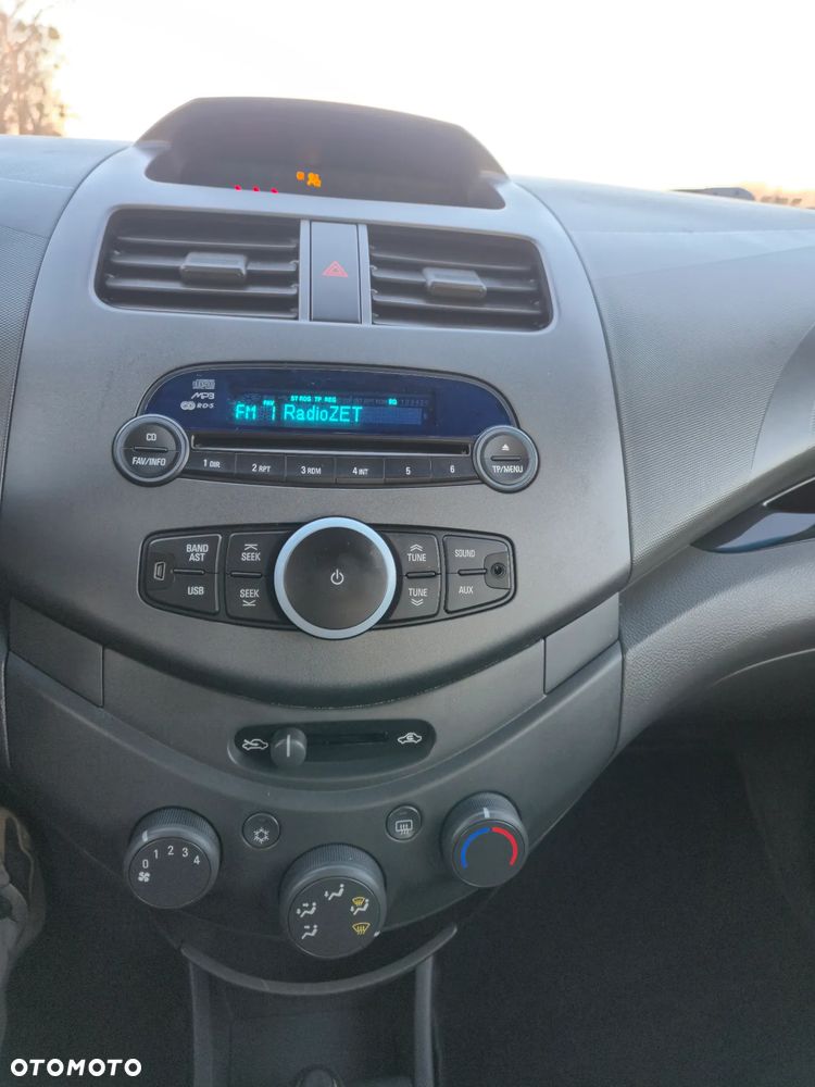 Chevrolet Spark 1.0 LS - 18