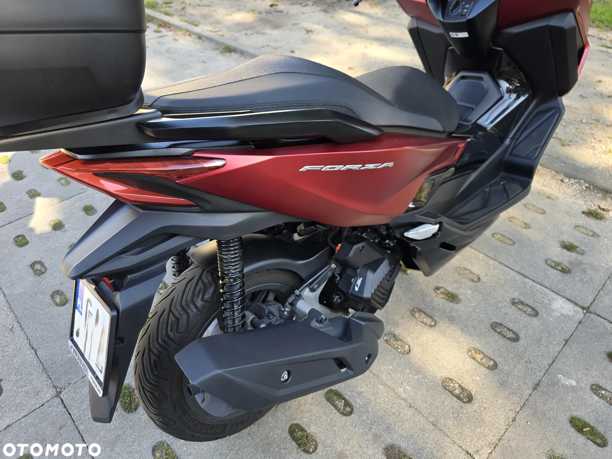 Honda NSS - 9