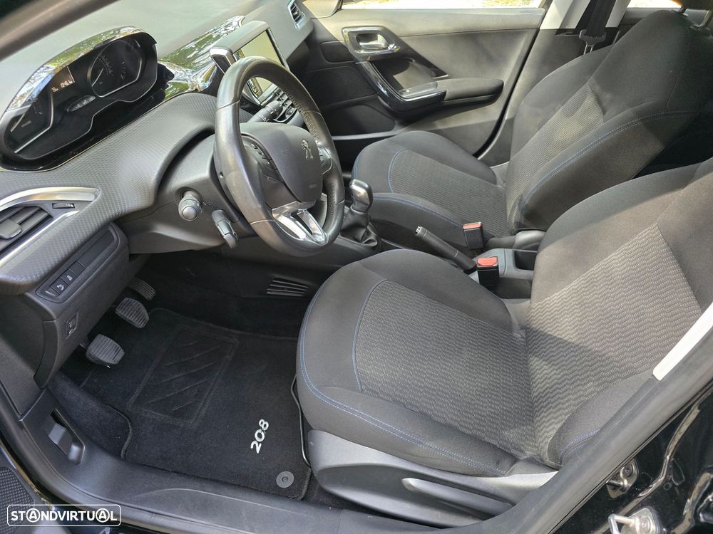 Peugeot 208 1.2 PureTech Active - 21