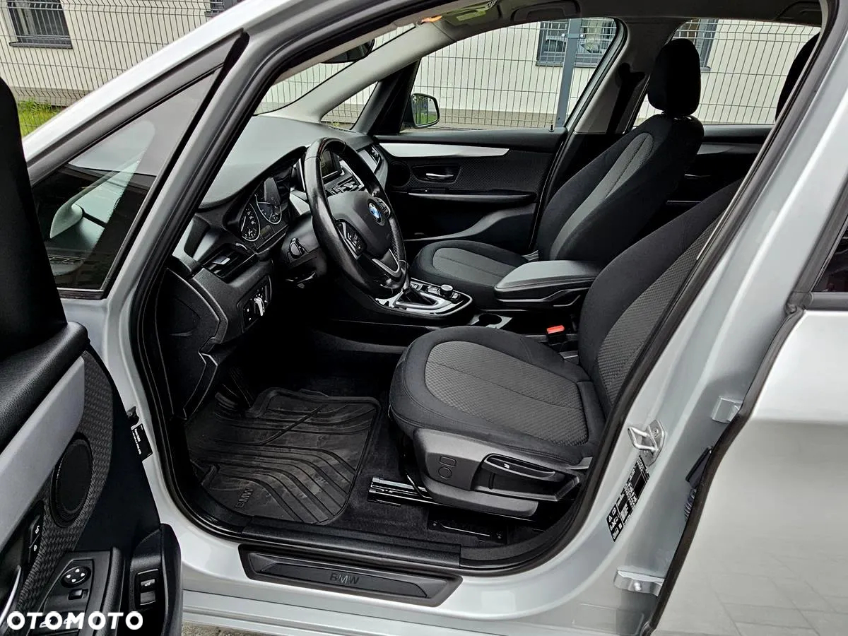 BMW Seria 2 218d xDrive - 26