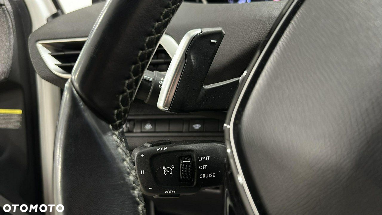 Peugeot 3008 - 25