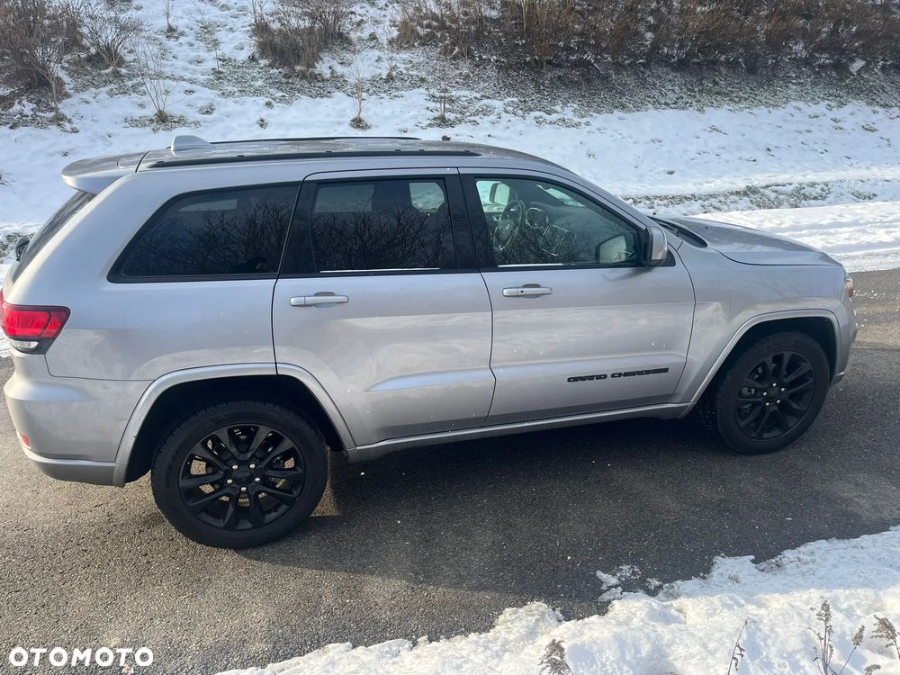 Jeep Grand Cherokee - 7