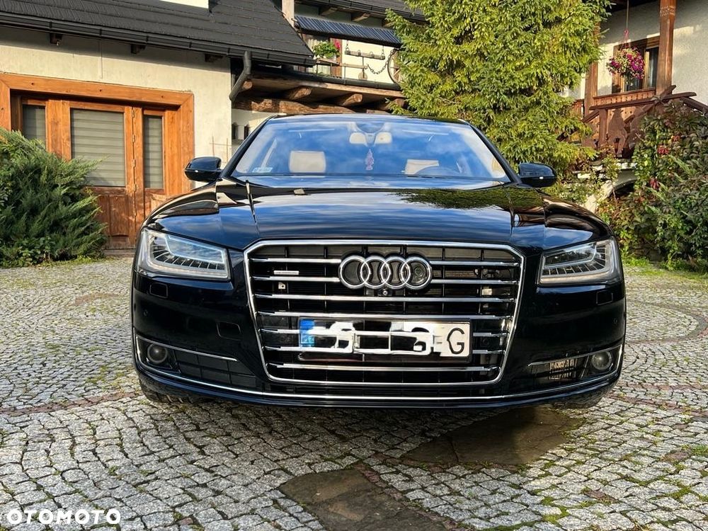 Audi A8 - 2