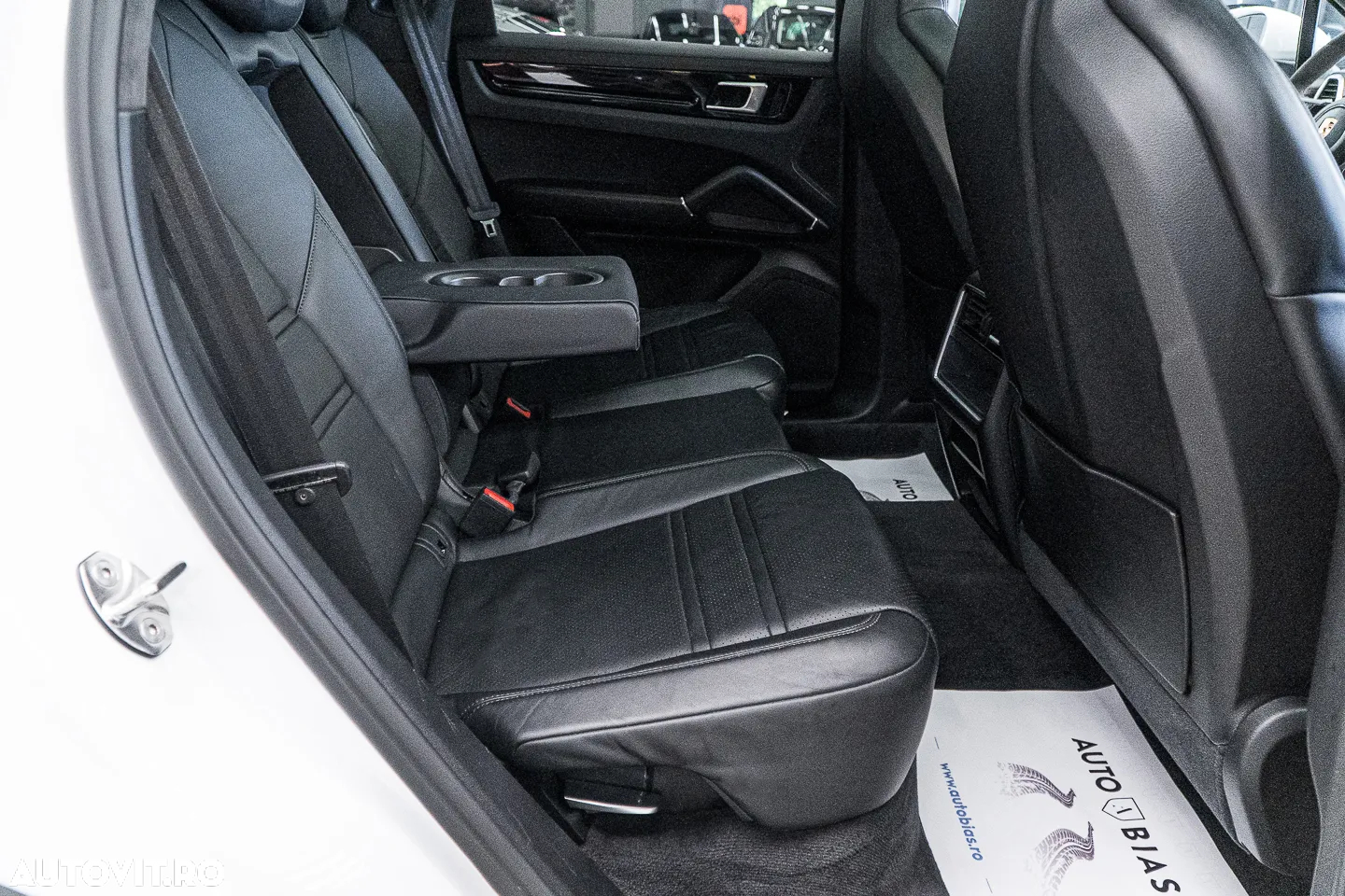Porsche Cayenne Coupe Tiptronic S - 8