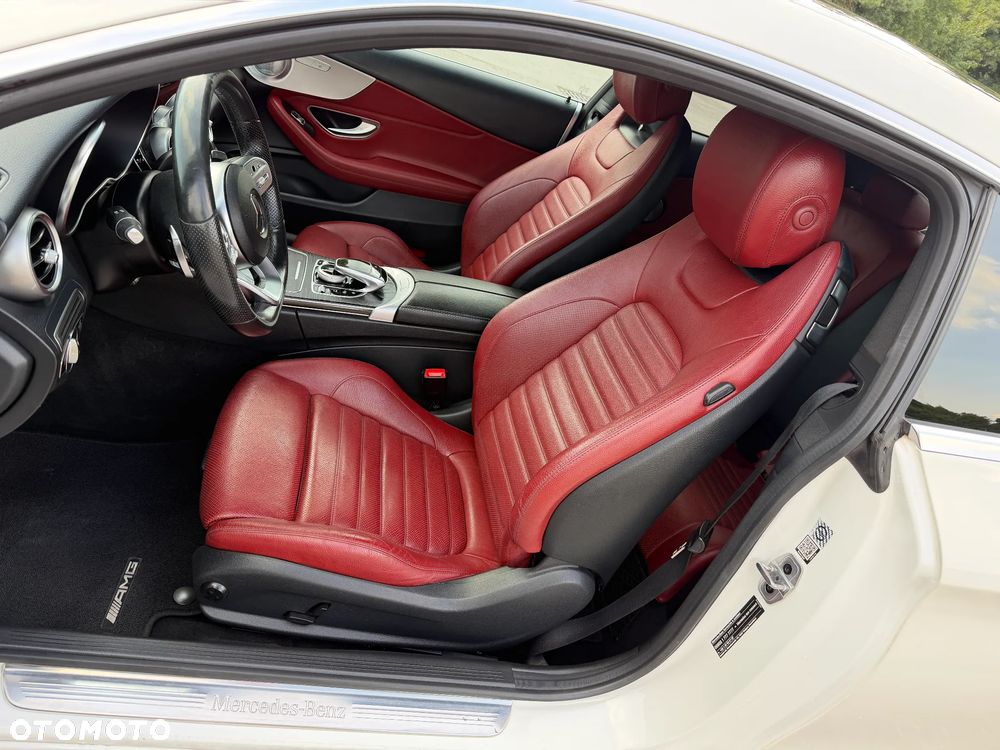 Mercedes-Benz Klasa C 300 d 4MATIC 9G-TRONIC - 21