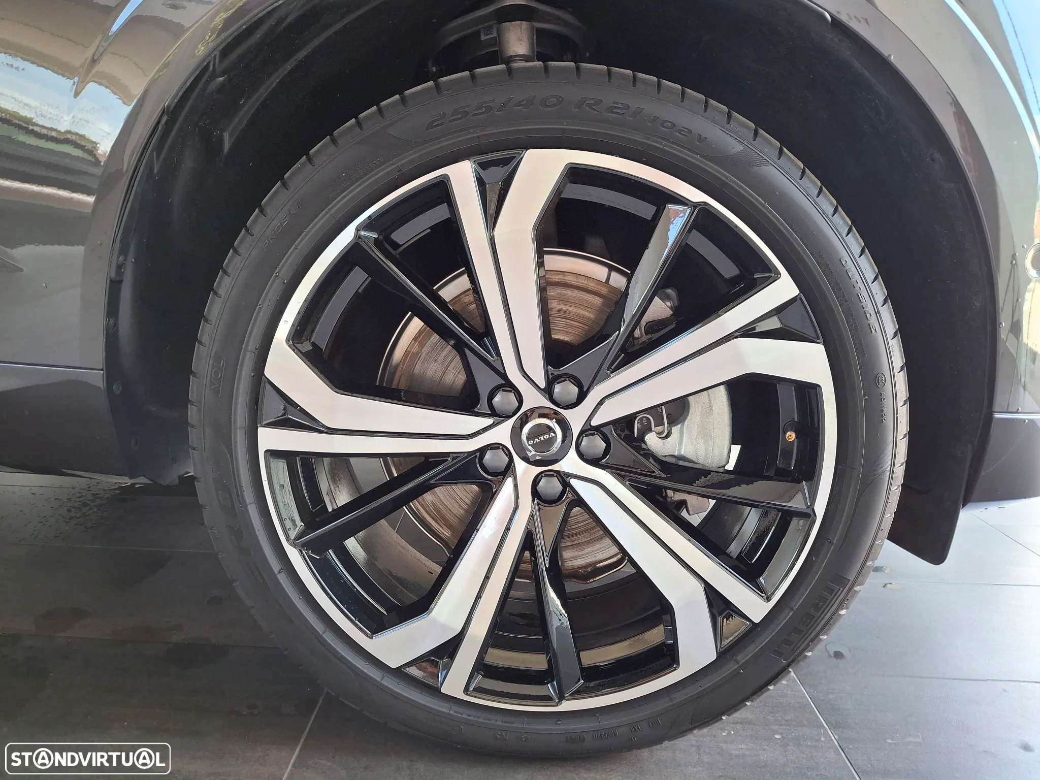 Volvo XC 60 2.0 T8 PHEV Ultra Dark AWD - 41