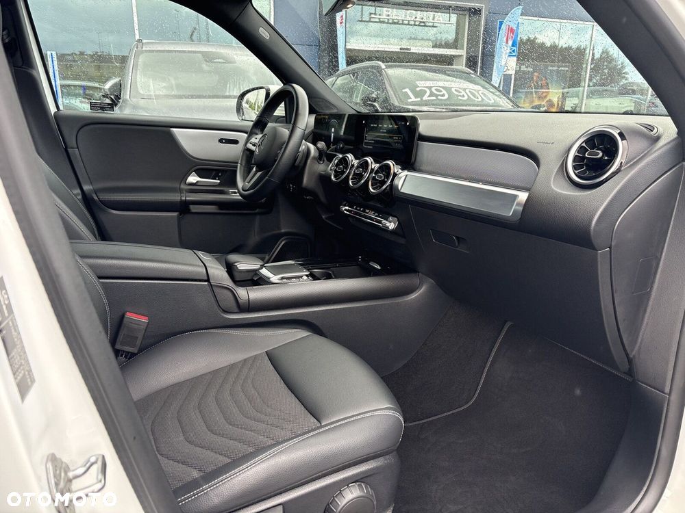 Mercedes-Benz GLB 200 7G-DCT - 10