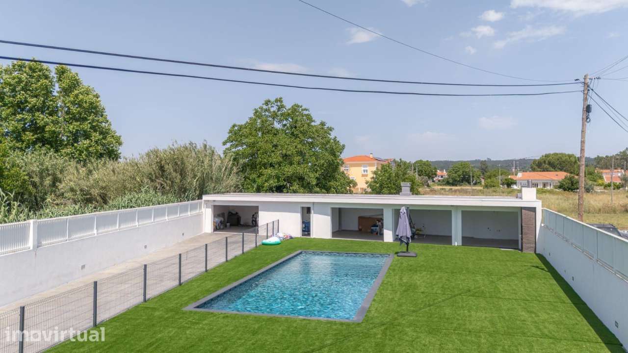Moradia T3+1 de luxo com piscina salgada e total privacidade - Grande imagem: 5/21