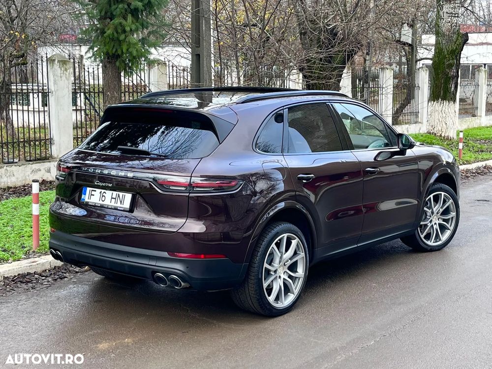Porsche Cayenne - 18