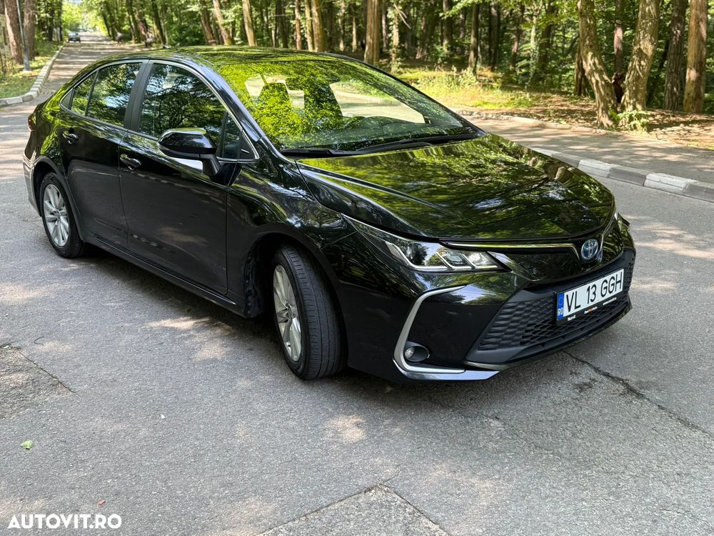 Toyota Corolla 1.8 HSD Business - 15