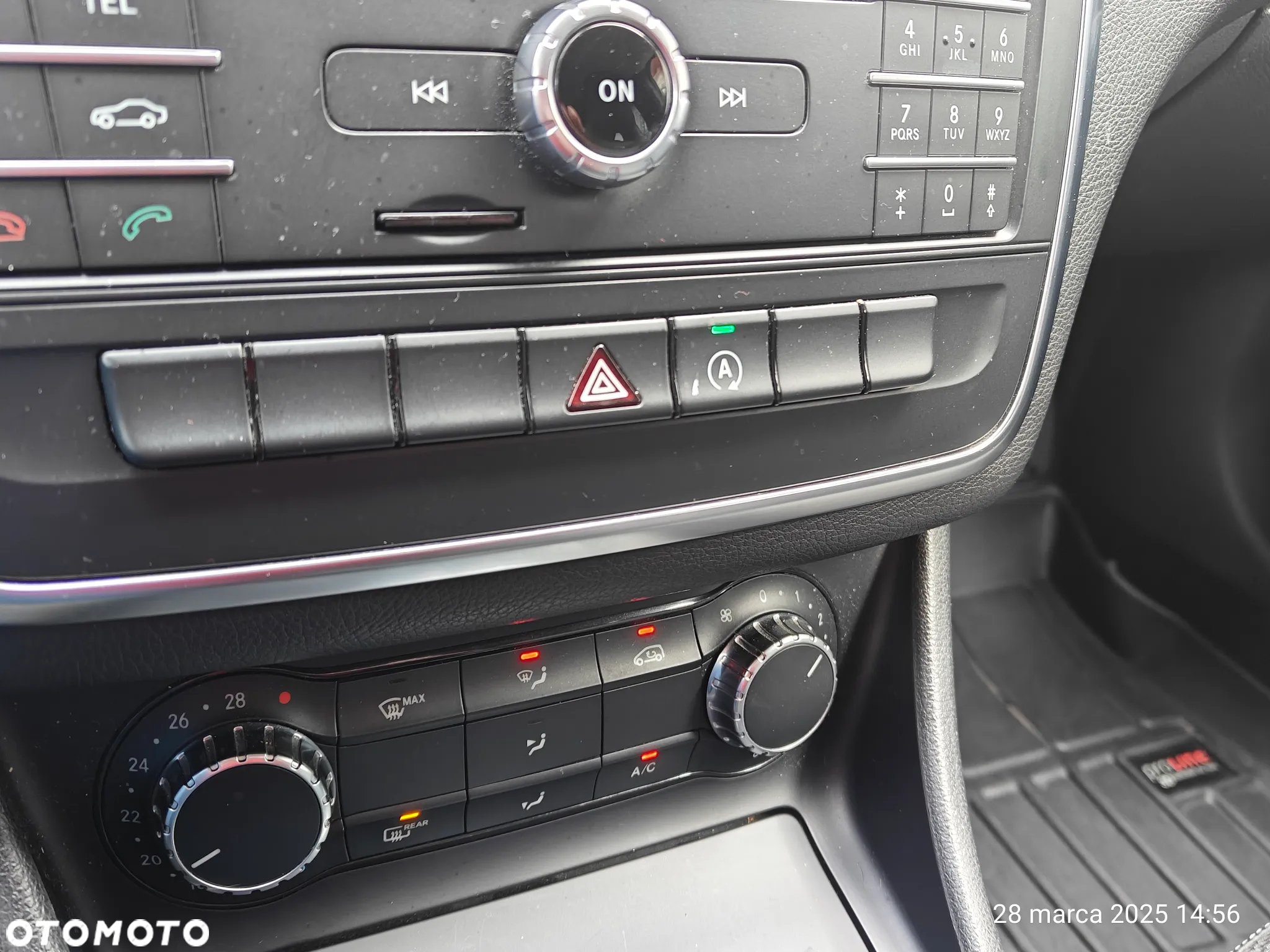 Mercedes-Benz CLA 180 - 4