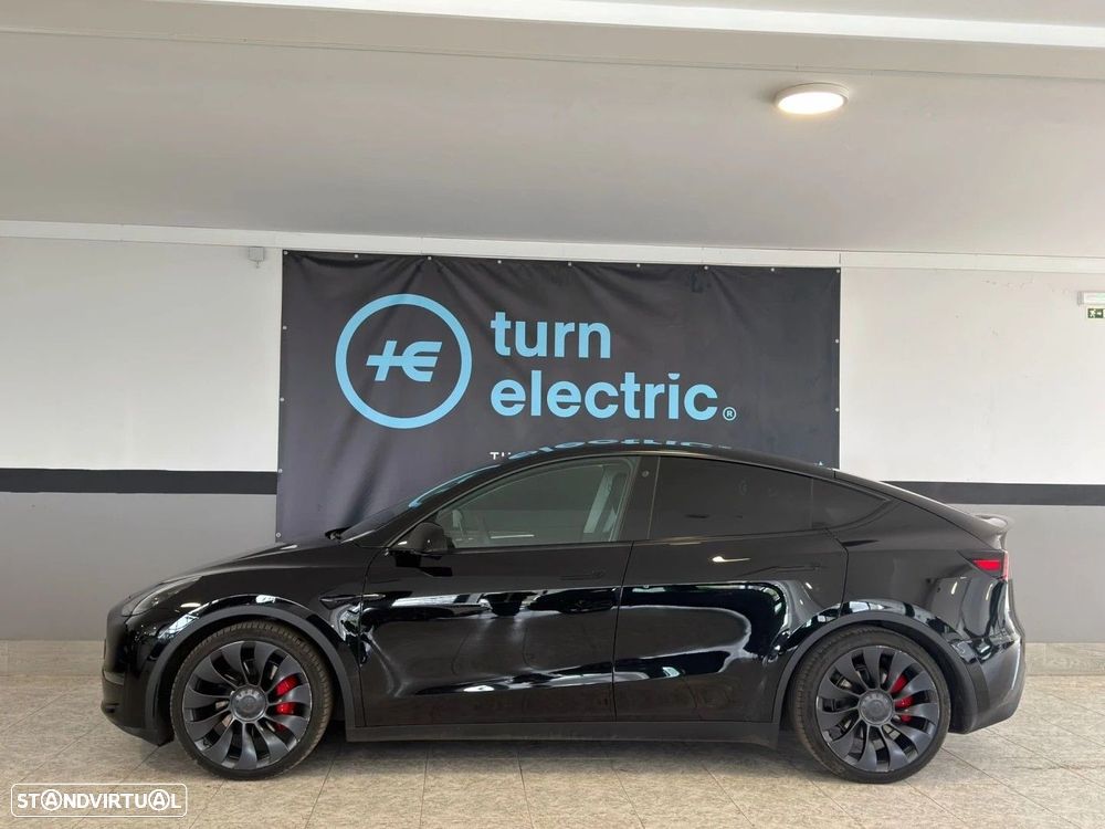 Tesla Model Y Performance Dual Motor AWD - 1