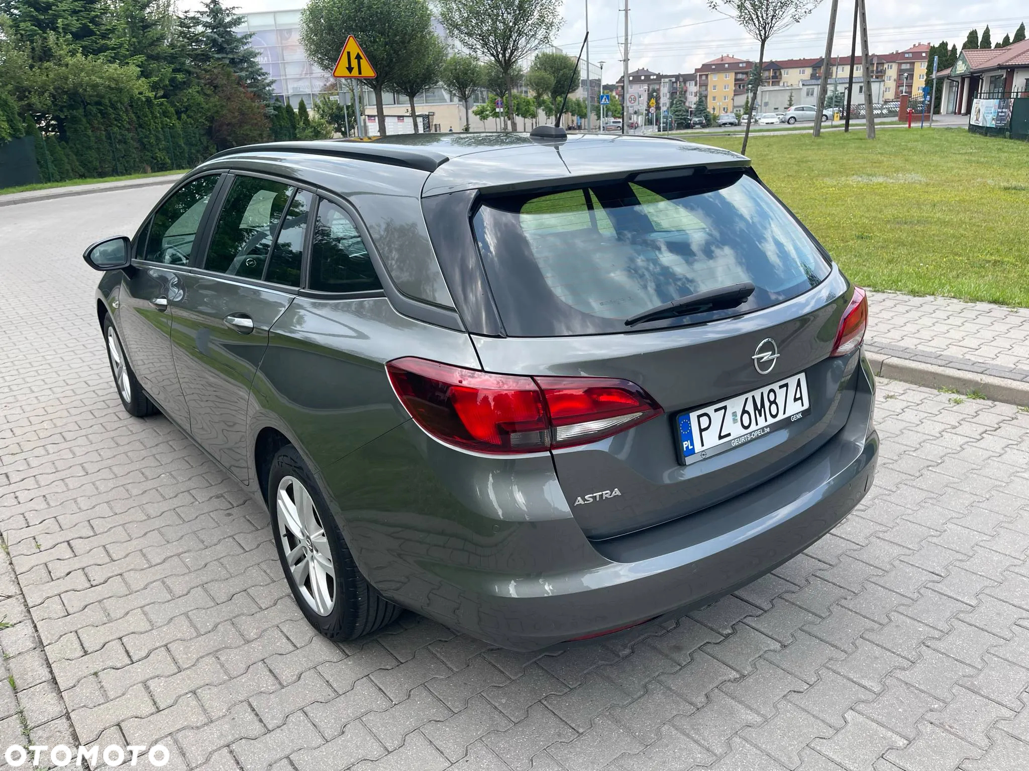 Opel Astra 1.2 Turbo Start/Stop Sports Tourer Business Edition - 7
