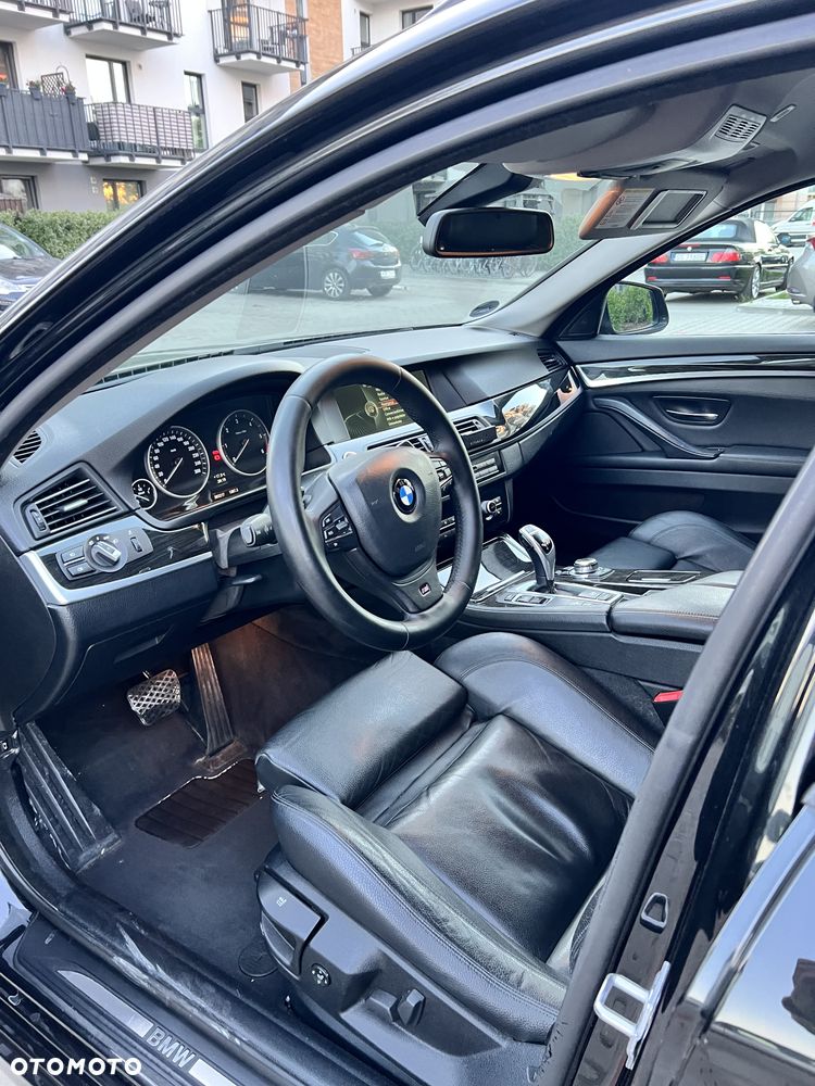 BMW Seria 5 530d xDrive - 8