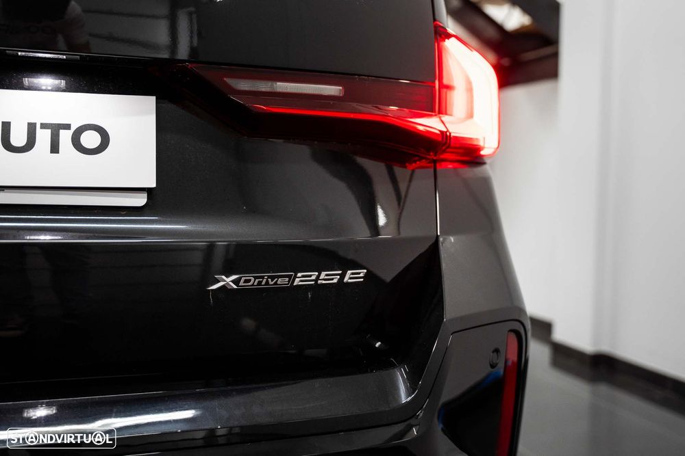 BMW X1 xDrive25e Pack Desportivo M - 28