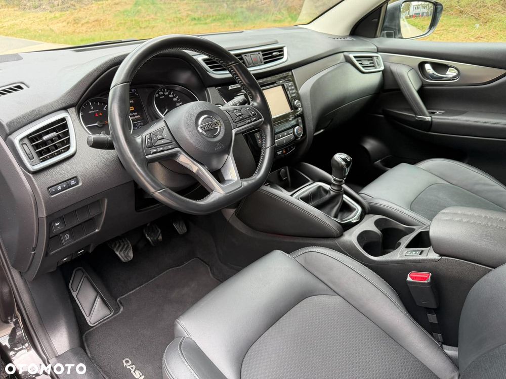 Nissan Qashqai 1.6 DCi Tekna+ - 17