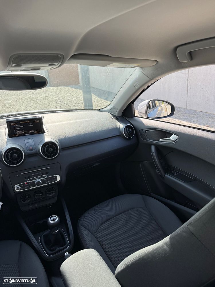 Audi A1 Sportback 1.4 TDI S-line - 12