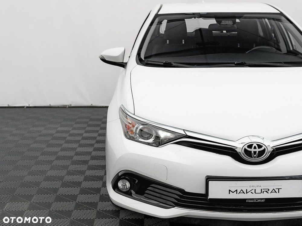 Toyota Auris 1.6 Premium - 9