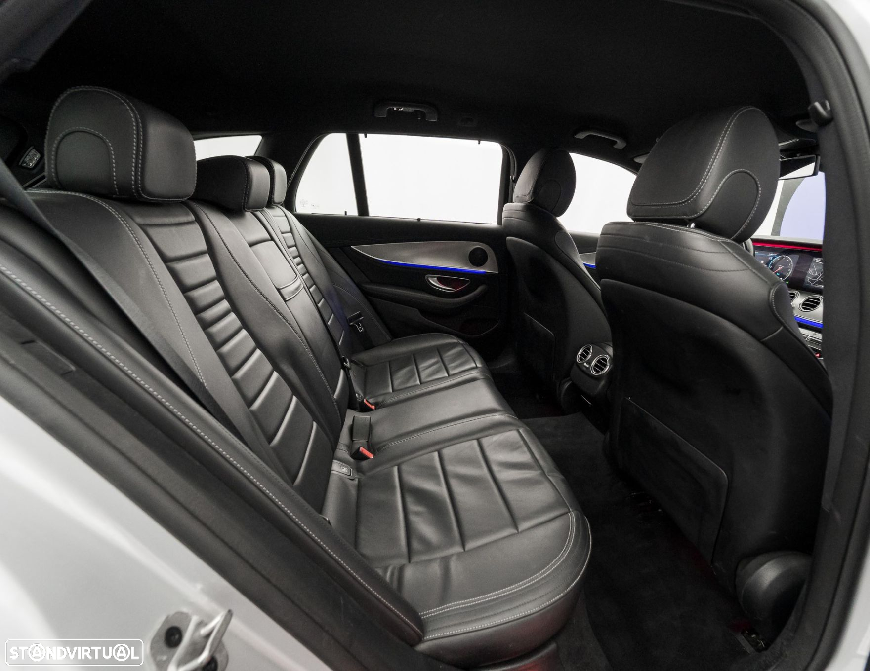 Mercedes-Benz E 300 de AMG Line - 41