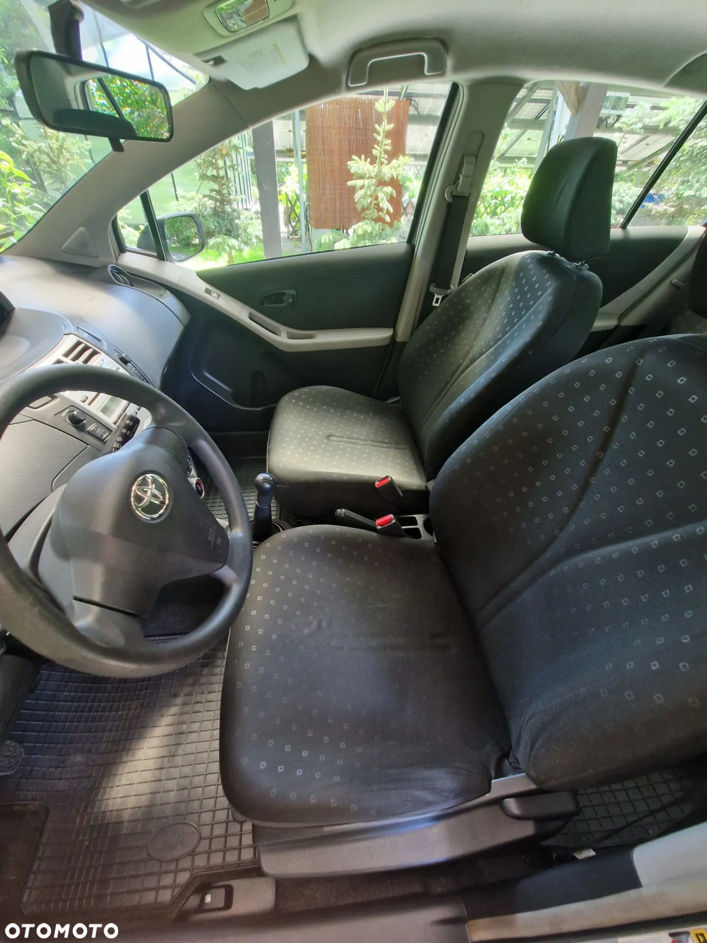 Toyota Yaris 1.3 Sol - 11