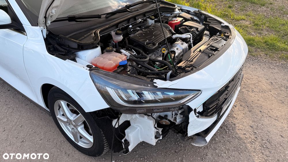 Ford Focus 1.5 EcoBlue SCR Titanium X - 9