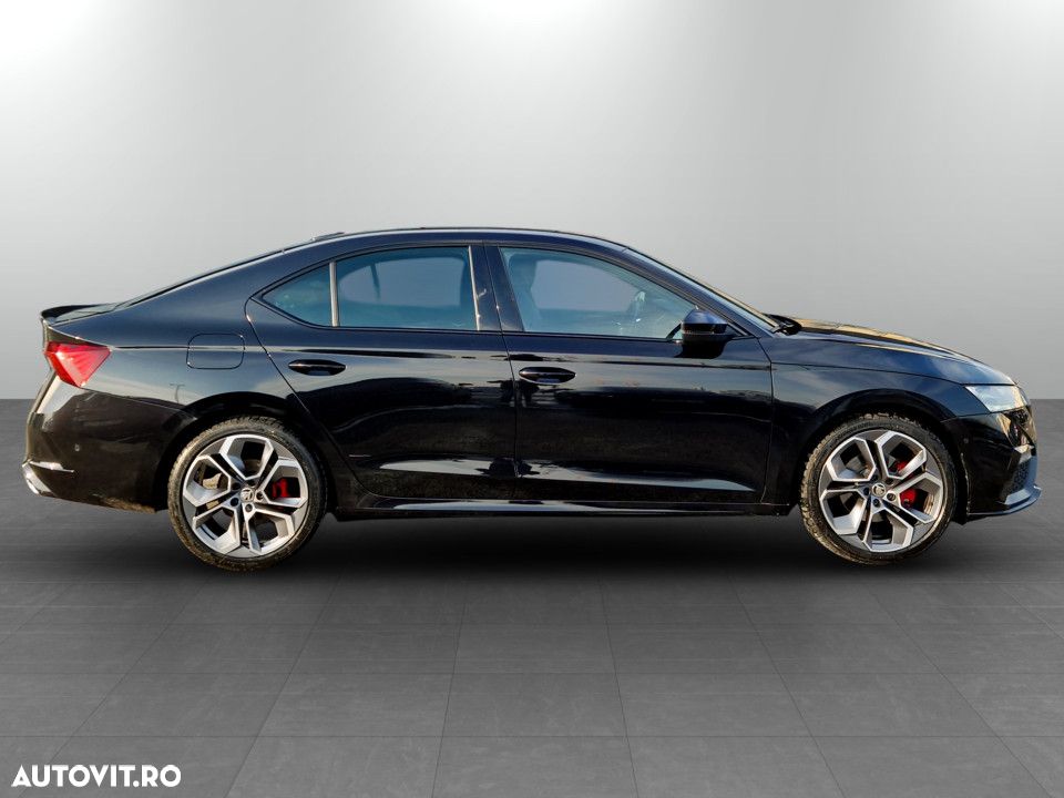 Skoda Octavia 2.0 TDI DSG RS - 6