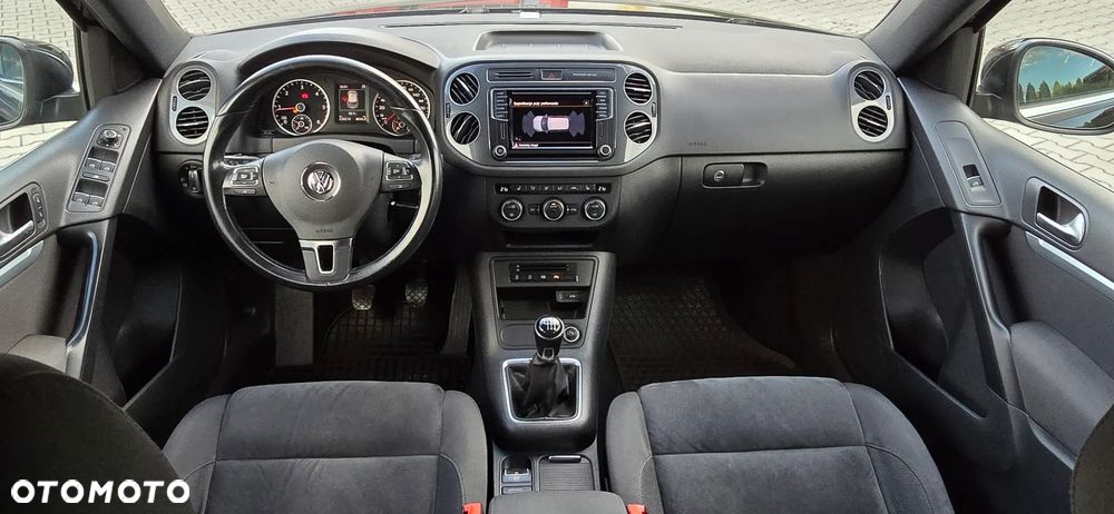 Volkswagen Tiguan 2.0 TDI SCR 4MOTION BlueMotion Technology Sport & Style - 6