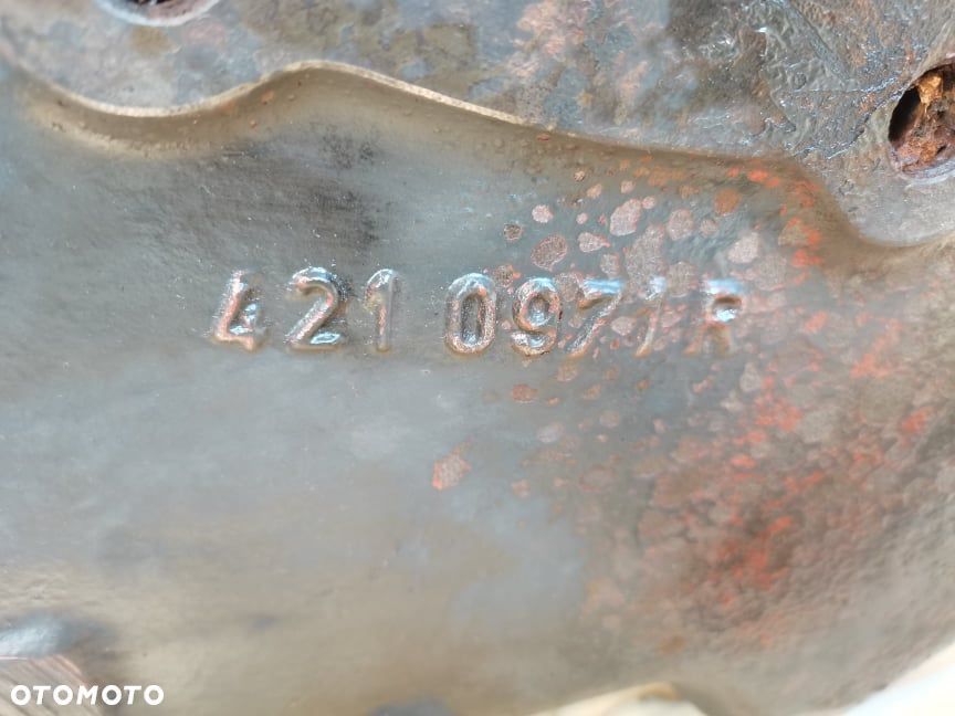 Skrzynia Powershift New Holland LM 732 {Spicer 87530825} - 13