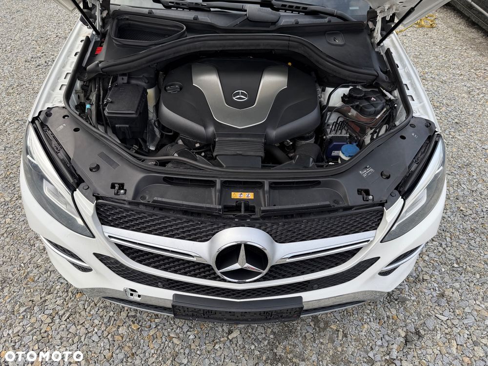Mercedes-Benz GLE 350 d 4Matic 9G-TRONIC AMG Line - 38