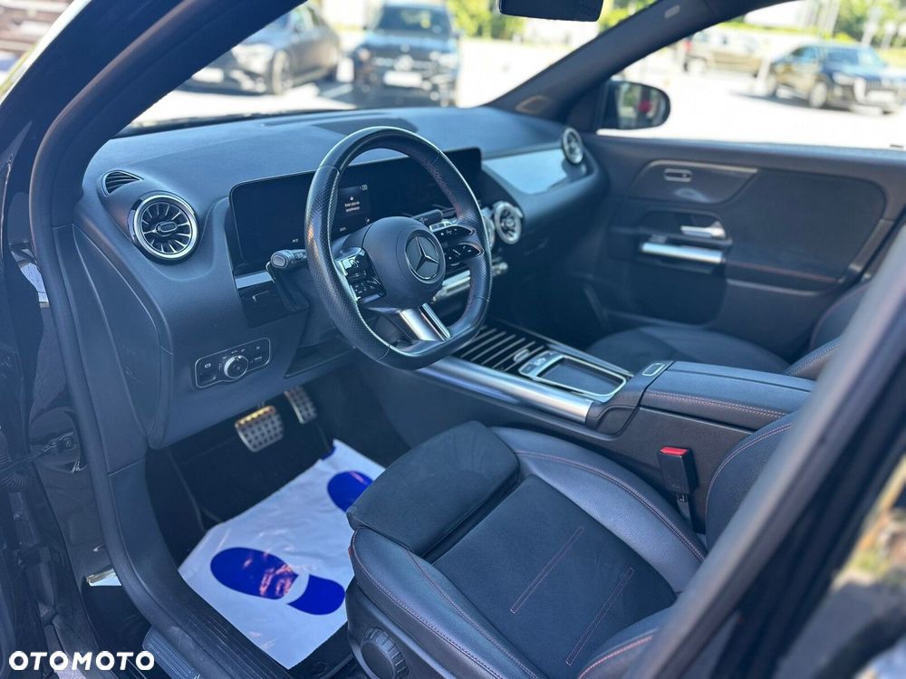 Mercedes-Benz GLA 200 AMG Line - 12