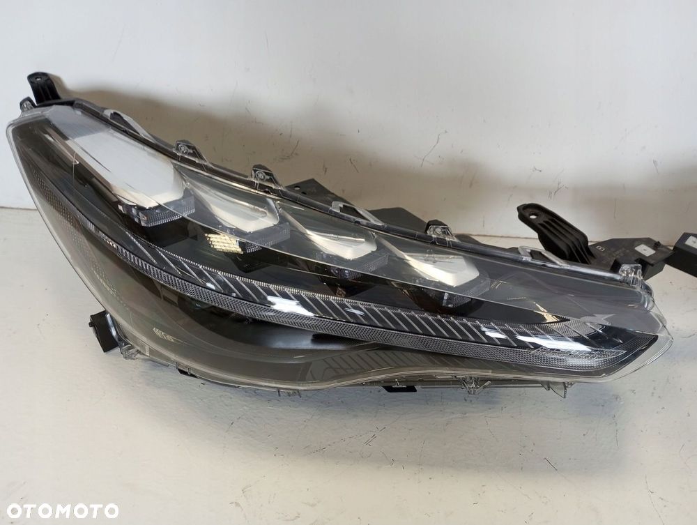 Lampa Full Led TOYOTA COROLLA CROSS PRAWA LEWA - 7