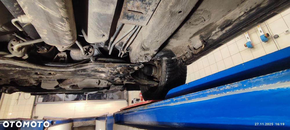 Fiat Sedici 1.9 Multijet DPF 4x4 Emotion - 35