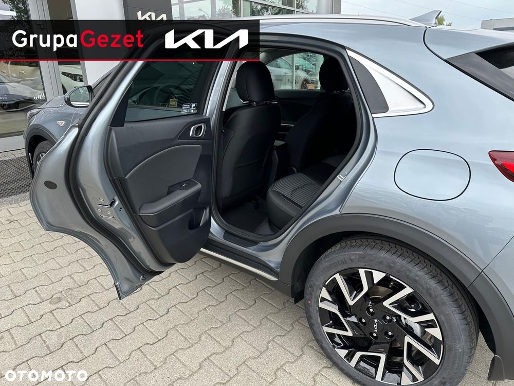 Kia XCeed 1.6 T-GDI M DCT - 12