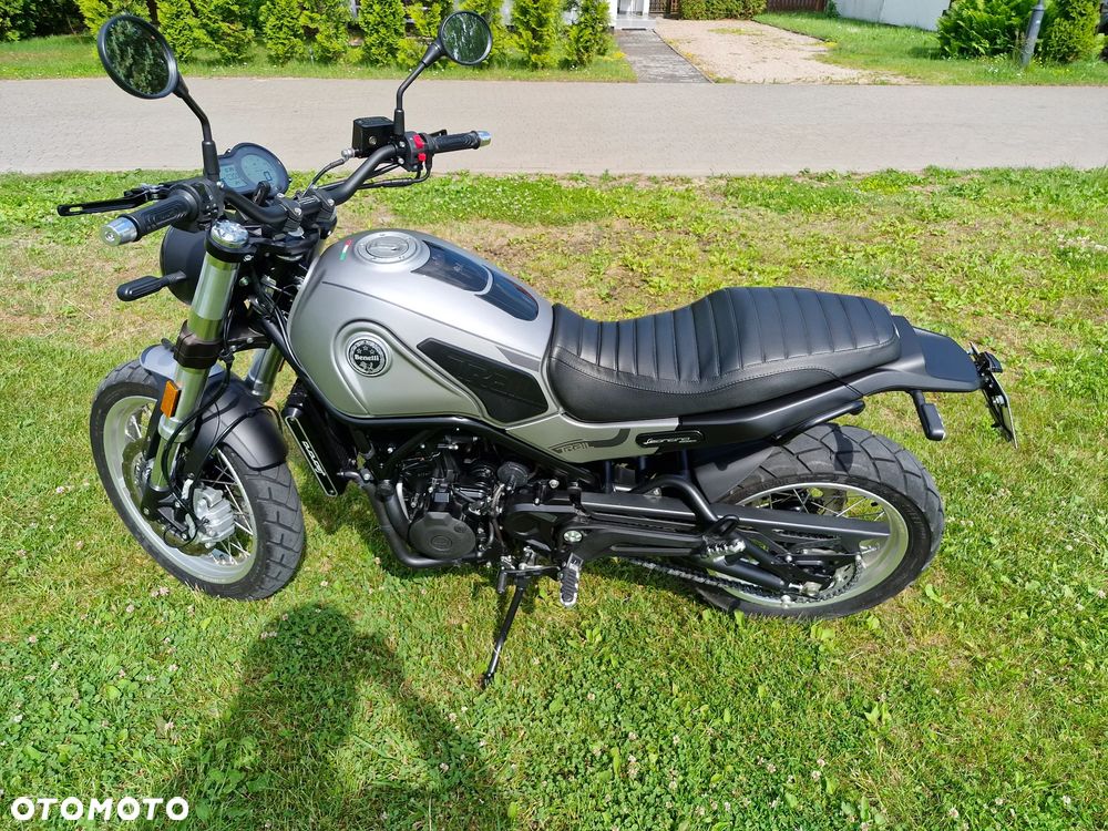 Benelli Leoncino Trail - 15