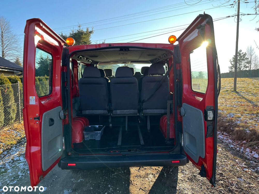 Renault Trafic ver-passenger - 7