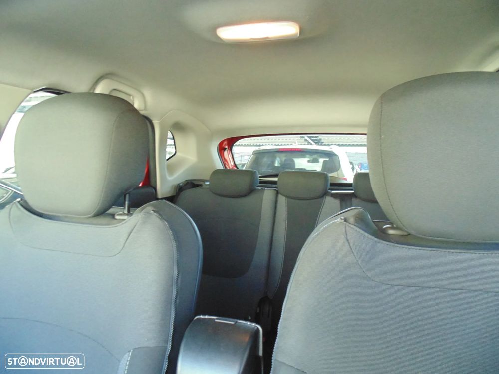 Renault Captur 1.5 dCi Exclusive - 36