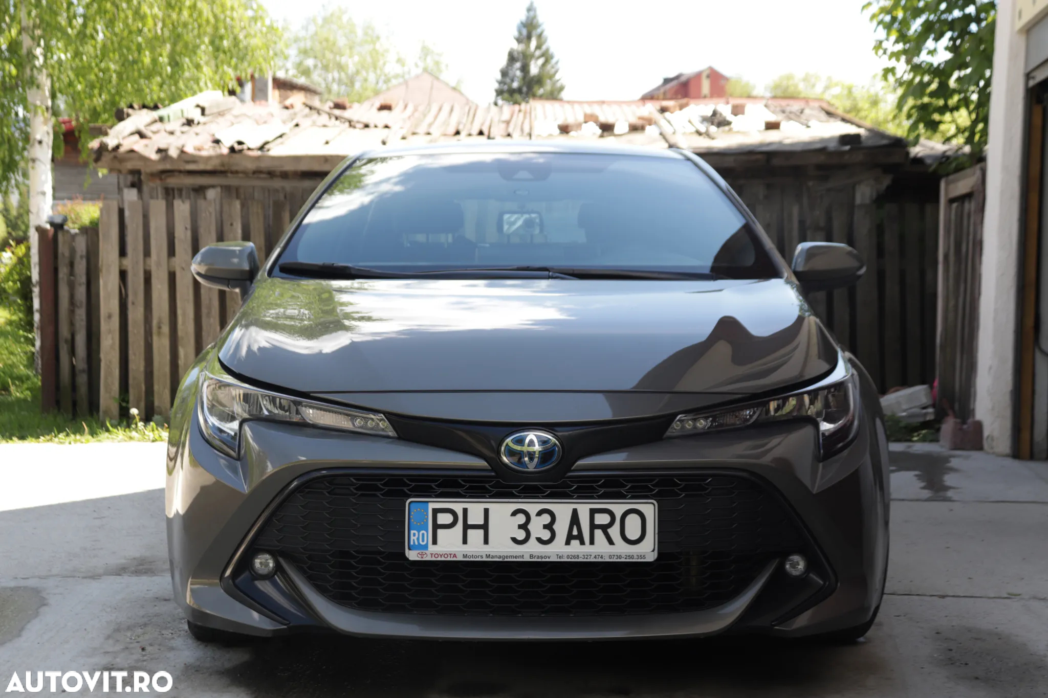 Toyota Corolla - 2