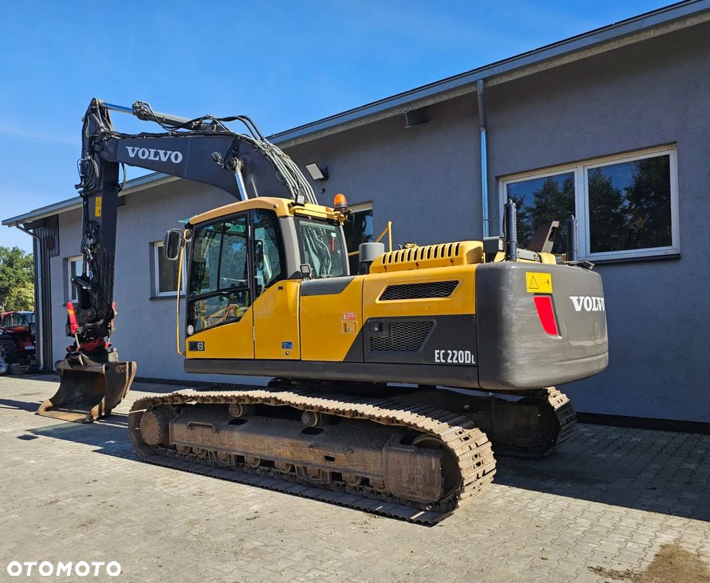 Volvo EC220DL - 4
