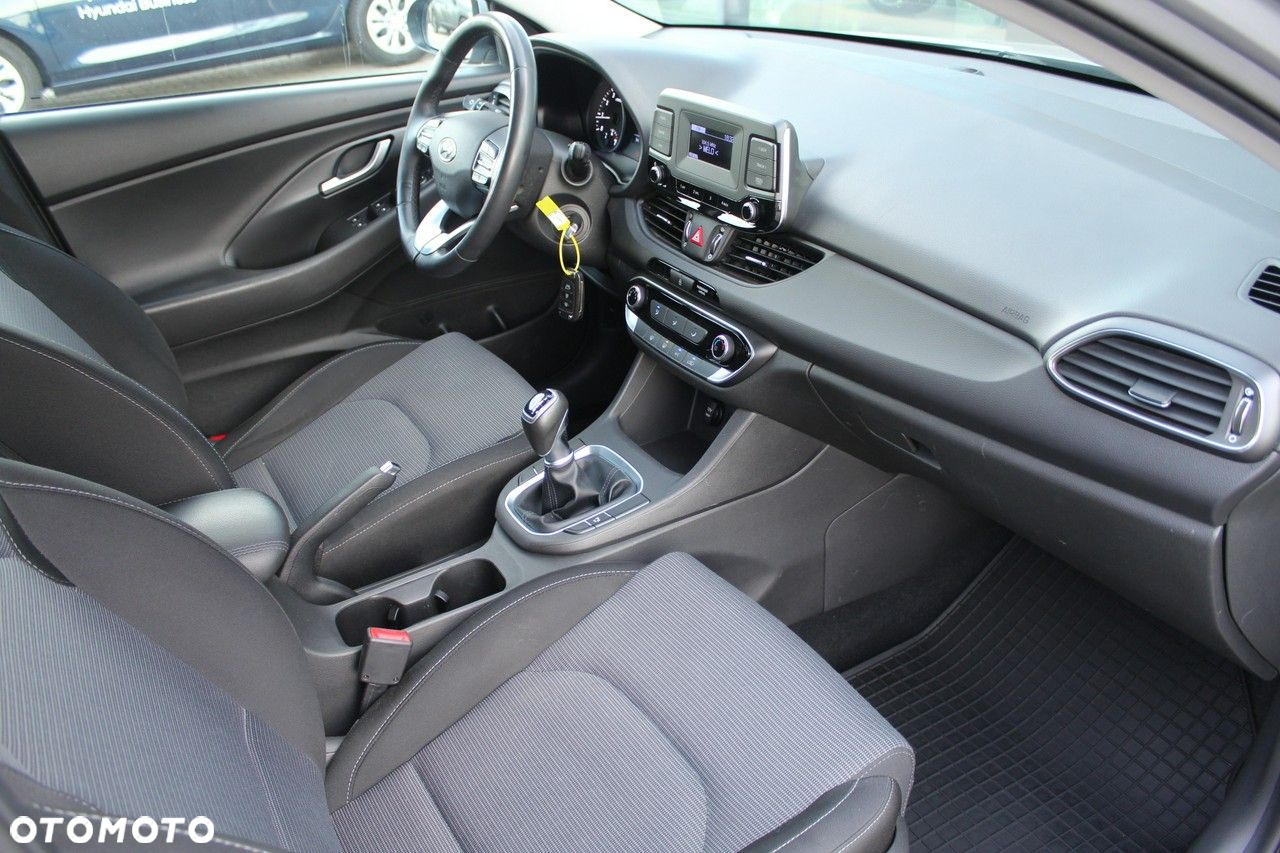 Hyundai i30 - 30
