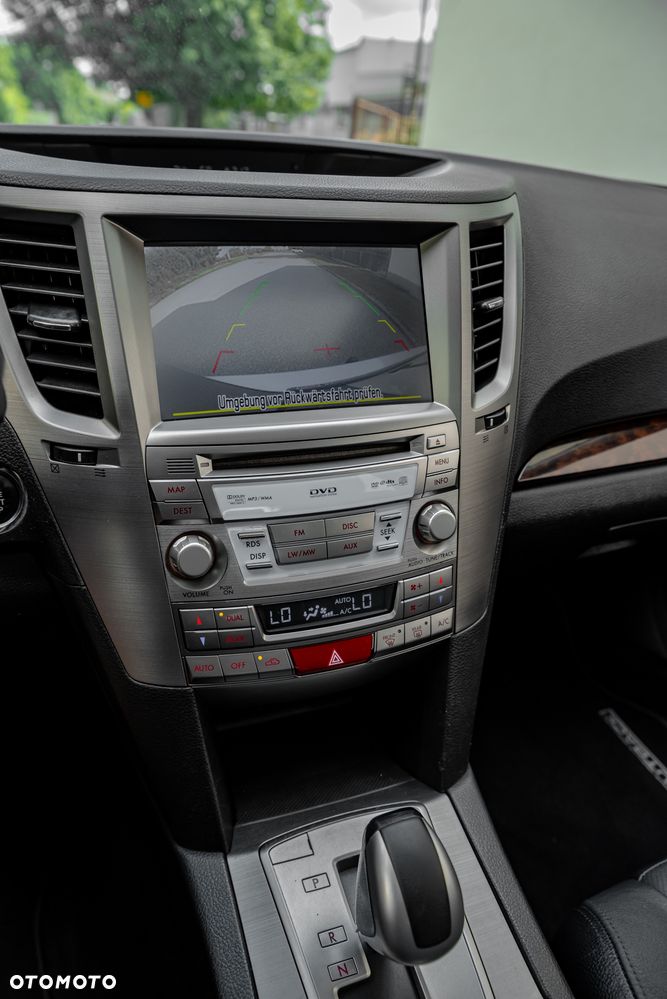 Subaru Outback 3.6 R Exclusive Navi - 31