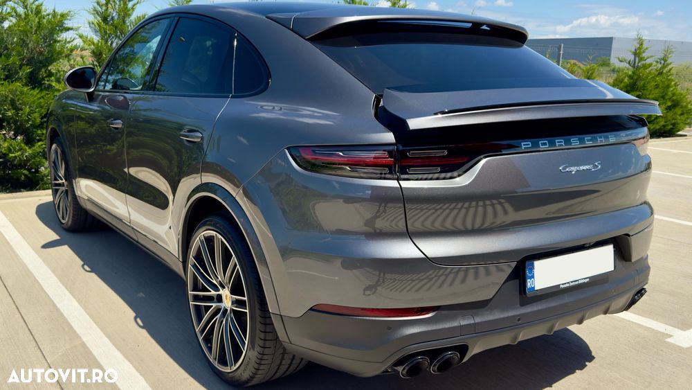 Porsche Cayenne Coupe - 3
