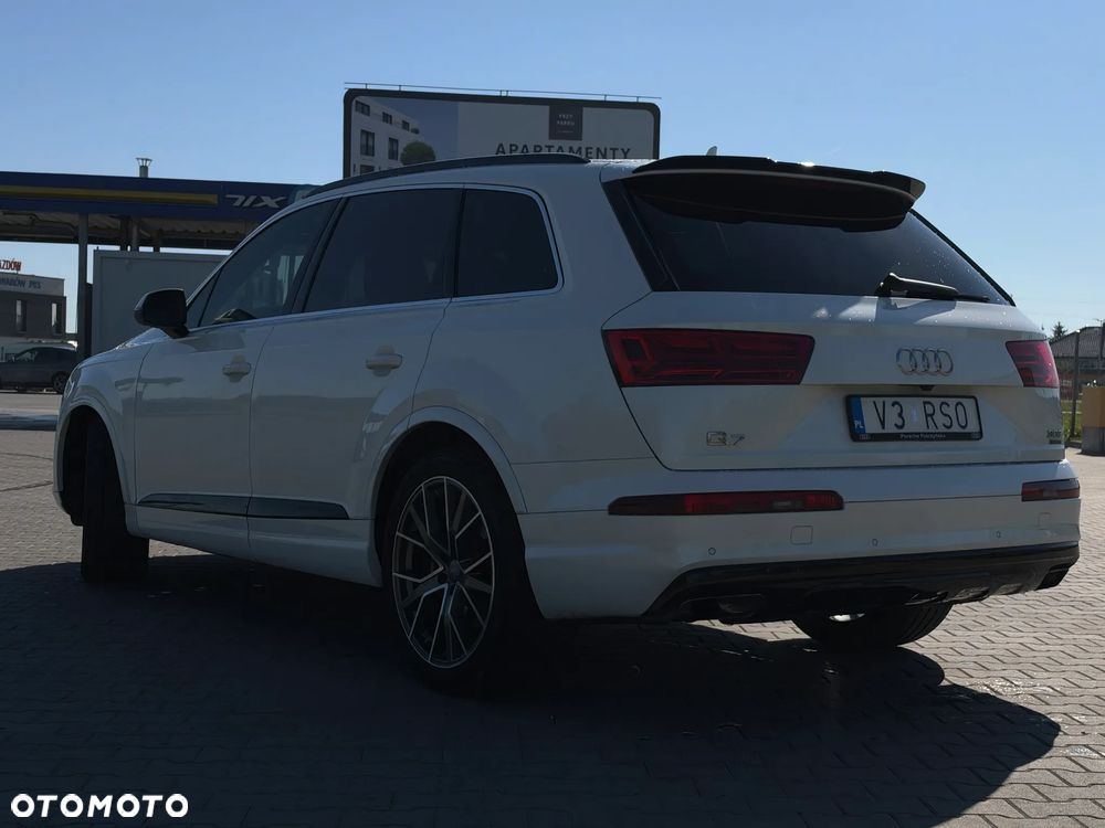Audi Q7 3.0 TFSI Quattro Tiptr - 6