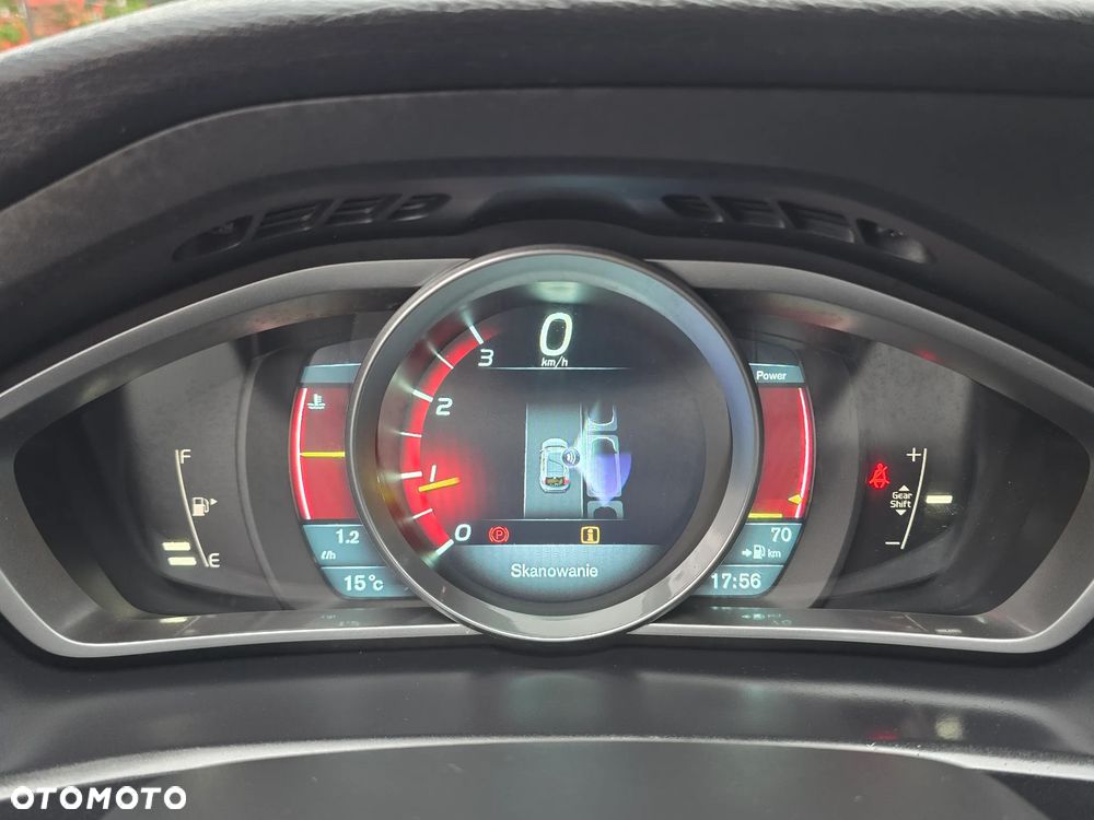 Volvo V40 T3 - 37
